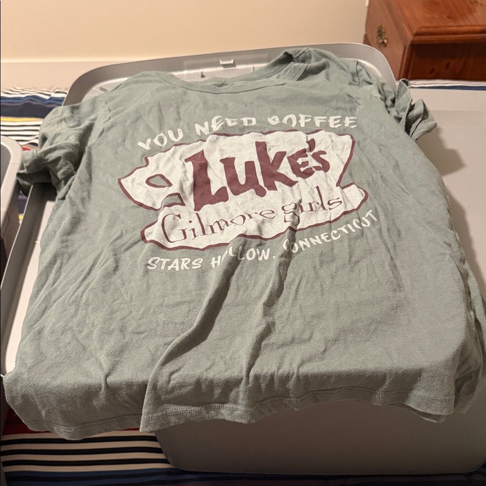 Gilmore Girls Green Short Sleeve Tee